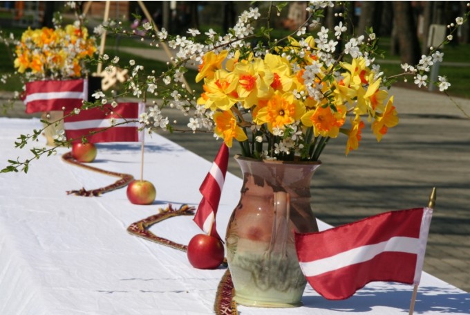 Baltā galdauta svētki gaidāmi visā Latvijā; aktīvākie Sēlijā un Rīgā
